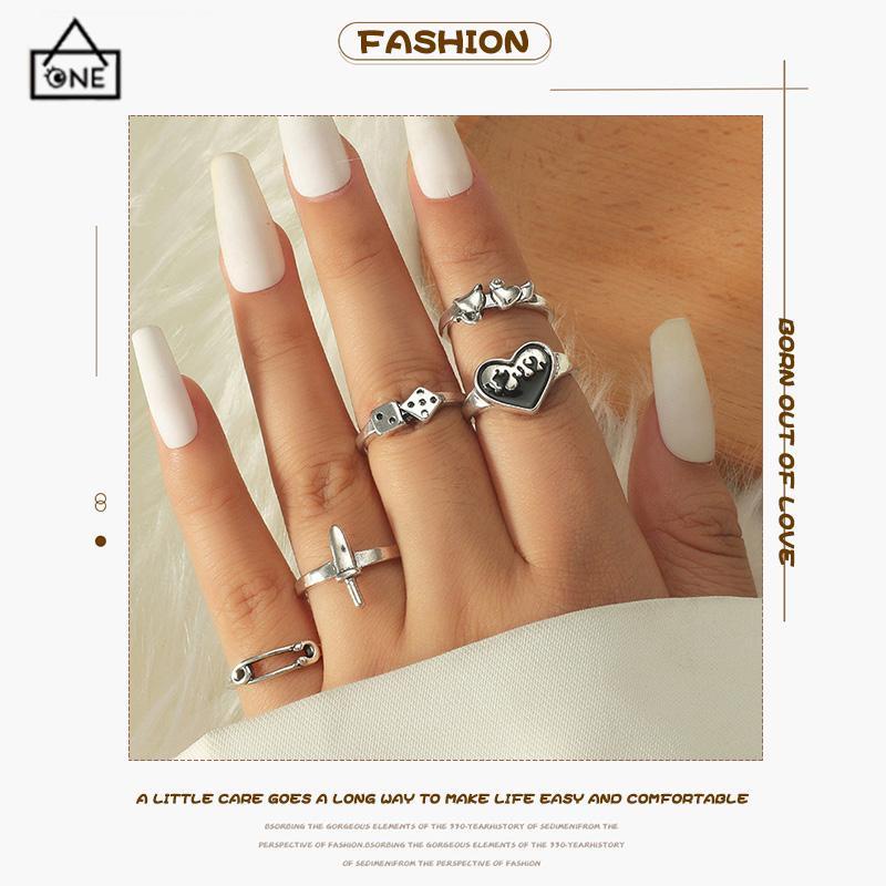 COD❤️Domingo Ring Alloy peniti dadu love pedang retro silver cincin wanita fashion korea 5 set-A.one