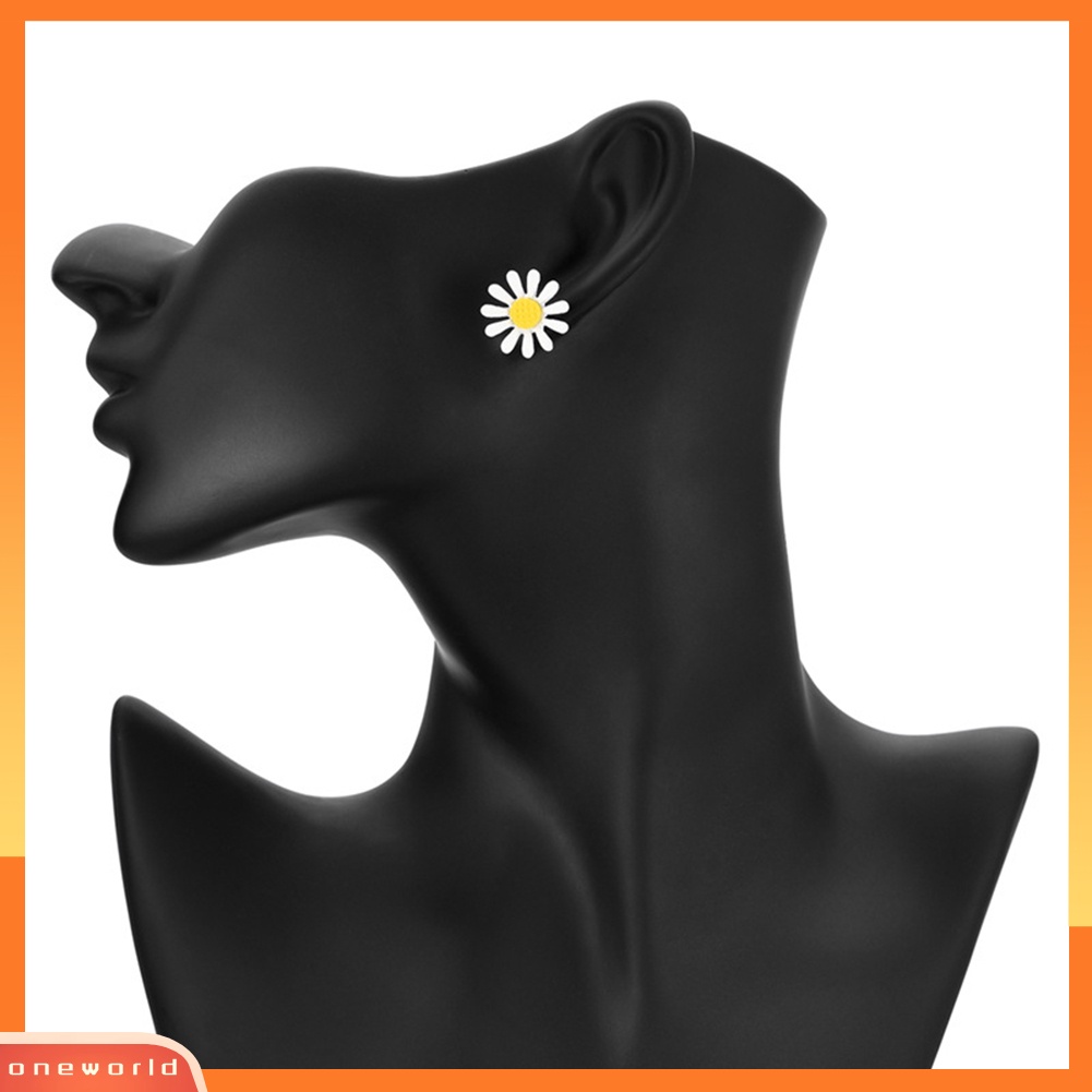 [WONE] Elegan Wanita Kecil Resin Marguerite Ear Stud Earrings Tindik Perhiasan Hadiah