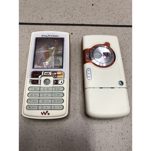 CASING HOUSING SONY ERICSON W800 FULLSET ORI