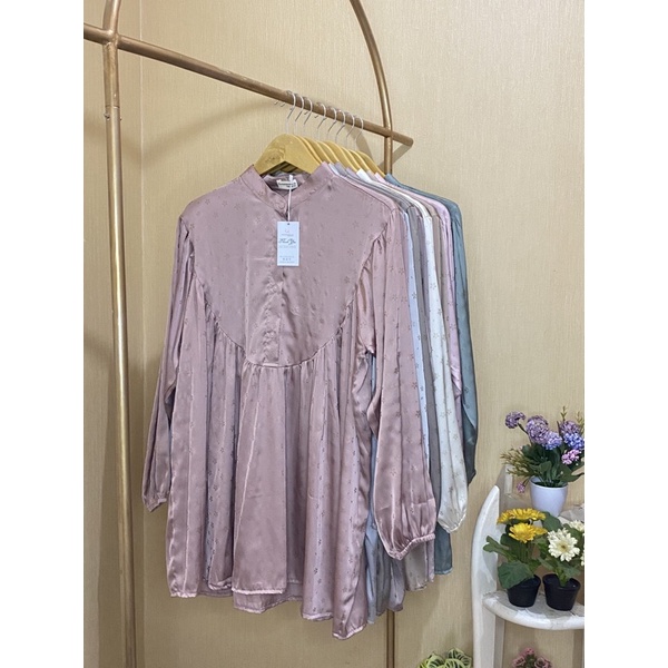 Blouse Armany Silk Premium | atasan cantik | atasan armany silk | atasan dior silk | atasan premium 