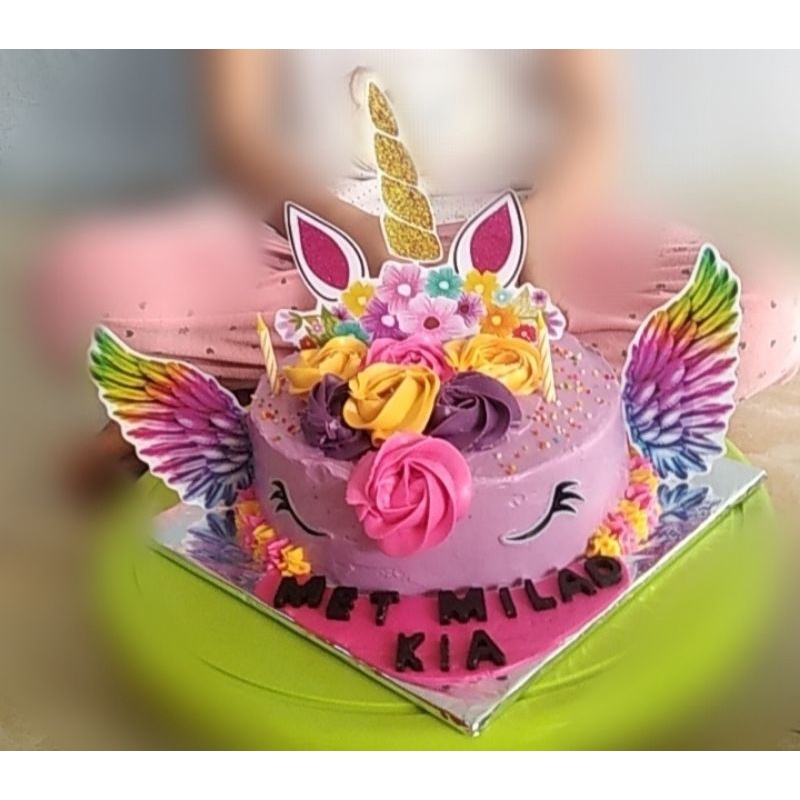

Cake ulang tahun Unicorn Sayap