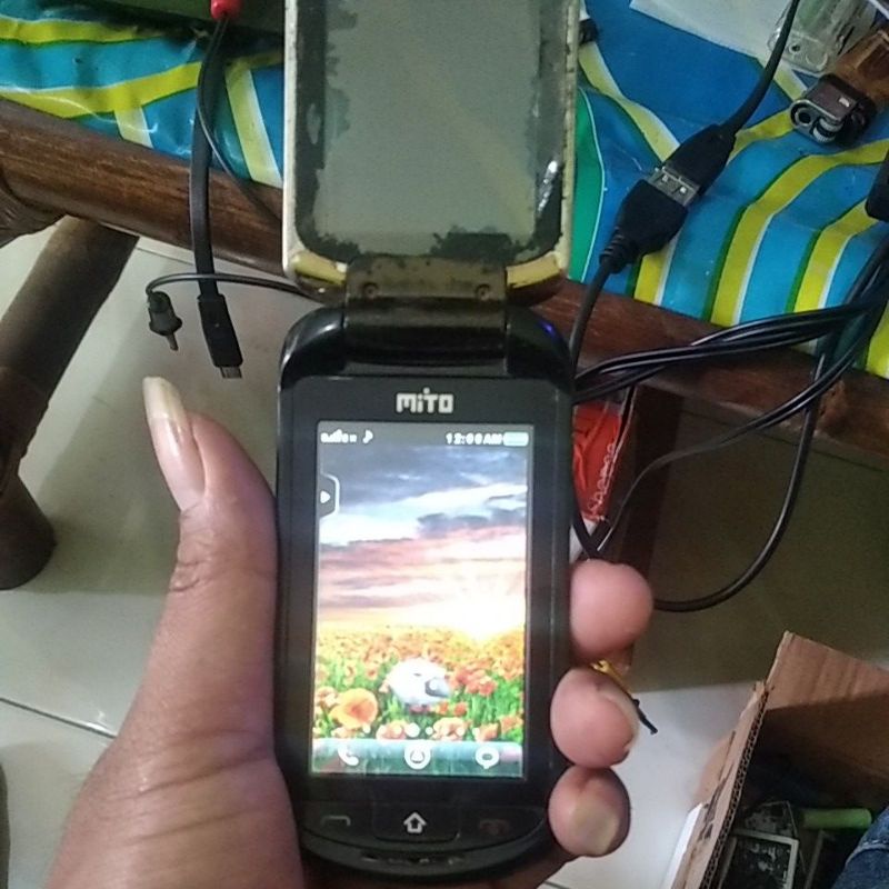 hp lipat merk Mito tipe Mito 680