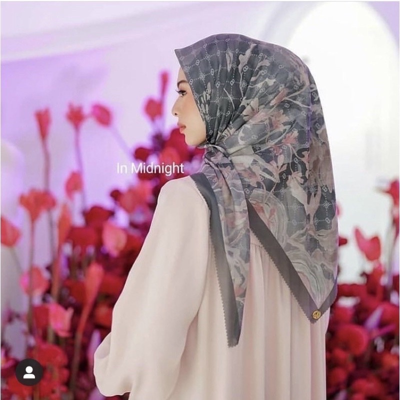 BUTTONSCARVES THE XANADU SERIES - MIDNIGHT