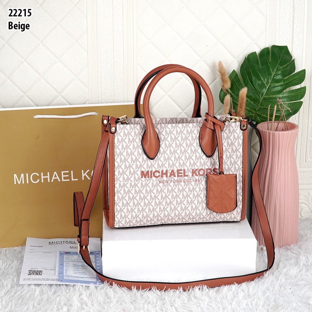 Mirella Tote Bags 22215