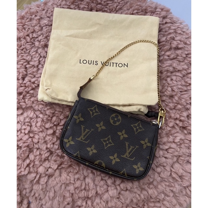 Lv pochette *SOLD*