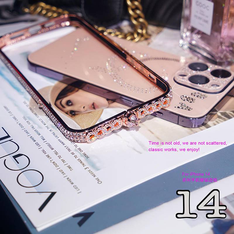 IPHONE Luxury Bling Berlian Imitasi Case Untuk iPhone14 13 12 11 Pro Max Plus Glitter Glossy Metal bumper Akrilik Penutup Belakang Kamera diamond Funda Untuk iPhone14 iPhone13 iPhone12 iPhone11