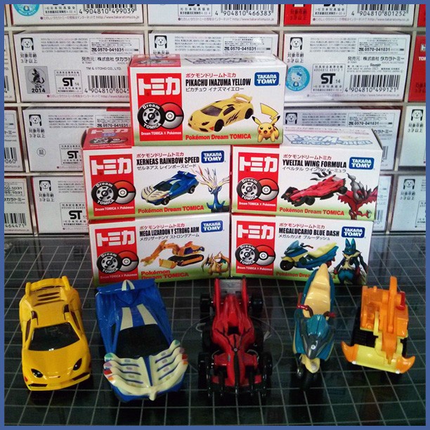 Tomica Dream Set X Pokemon Pikachu