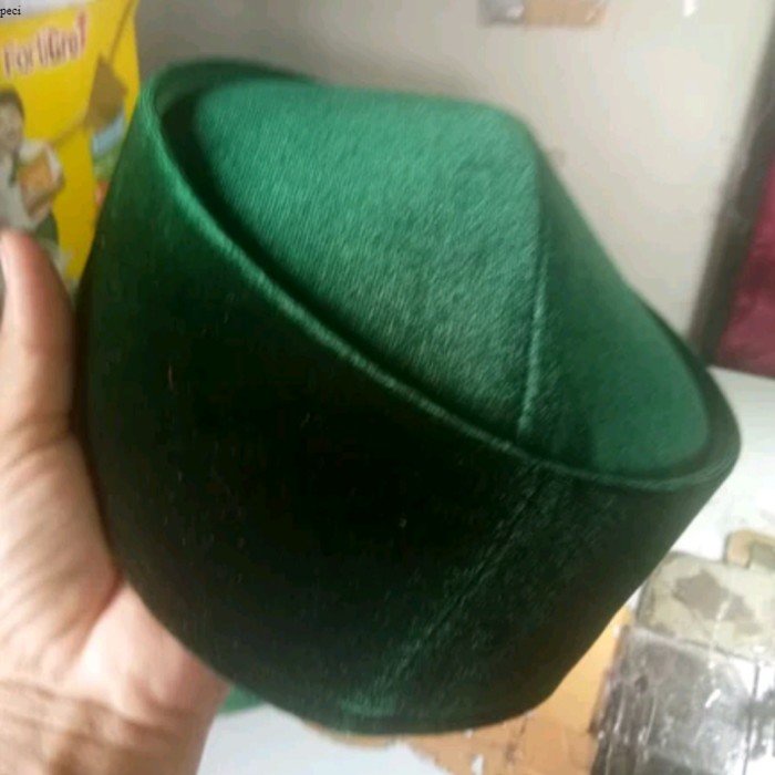 Peci/Songkok/Kopiah mesir bludru hijau tua - 3