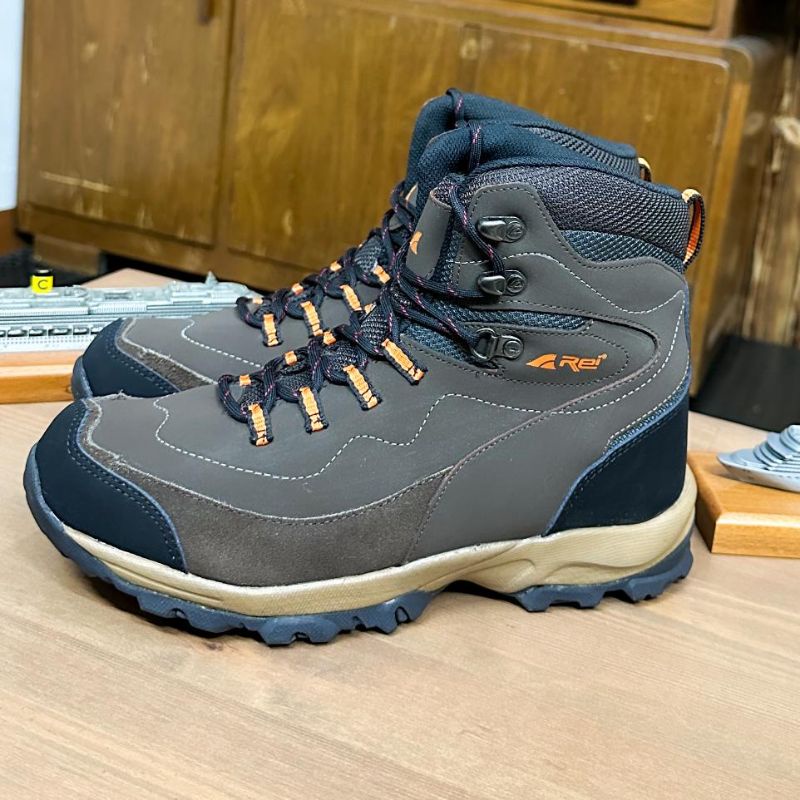 SEPATU AREI KAGERA - Sepatu gunung AREI KAGERA - Sepatu Arei