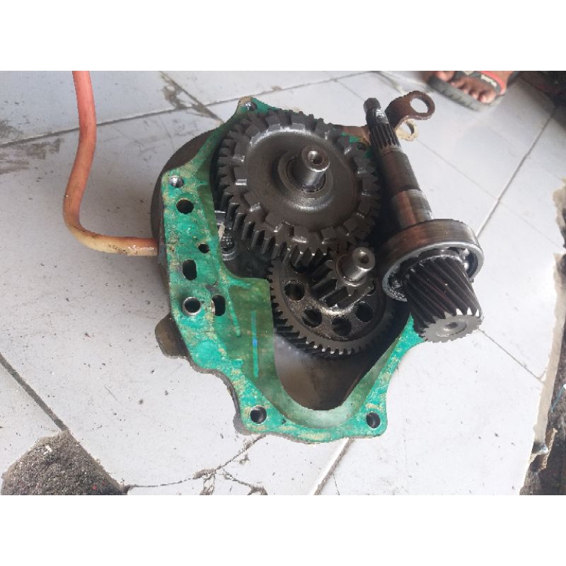 GIGI RASIO GIGI GARDAN GIGI TRANSMISI MOTOR HONDA  BEAT ECO /  SCOOPY DONAT / BEAT POP / BEAT FI ESP