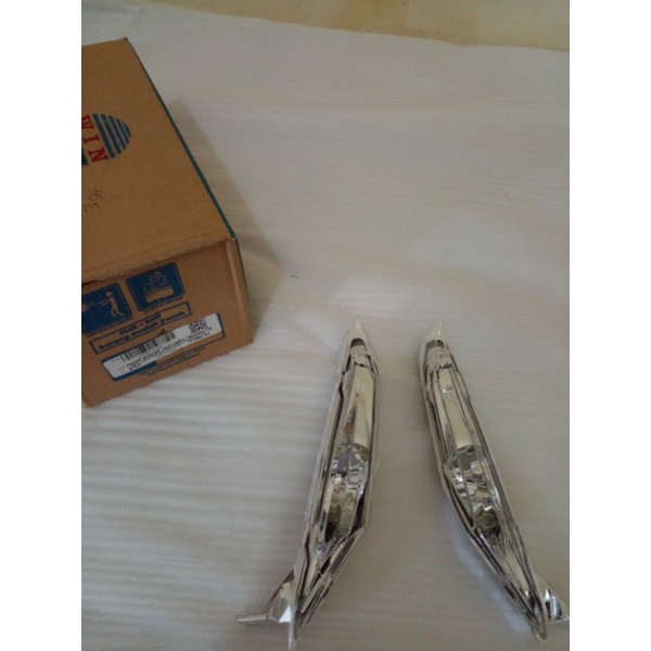 LAMPU SEN DEPAN VARIO TECHNO 125
