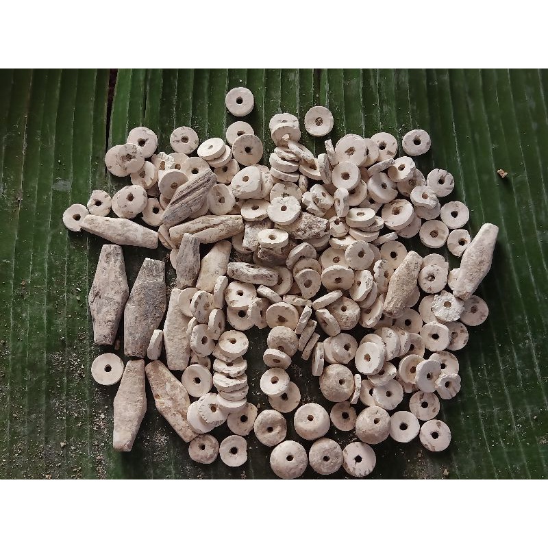 Manik-Manik kuno Temuan Darat