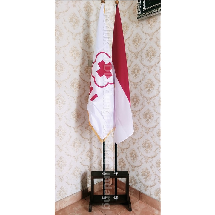 

Paket Tatakan 2 lubang + Tiang + Bendera PMI dan Bendera Merah Putih