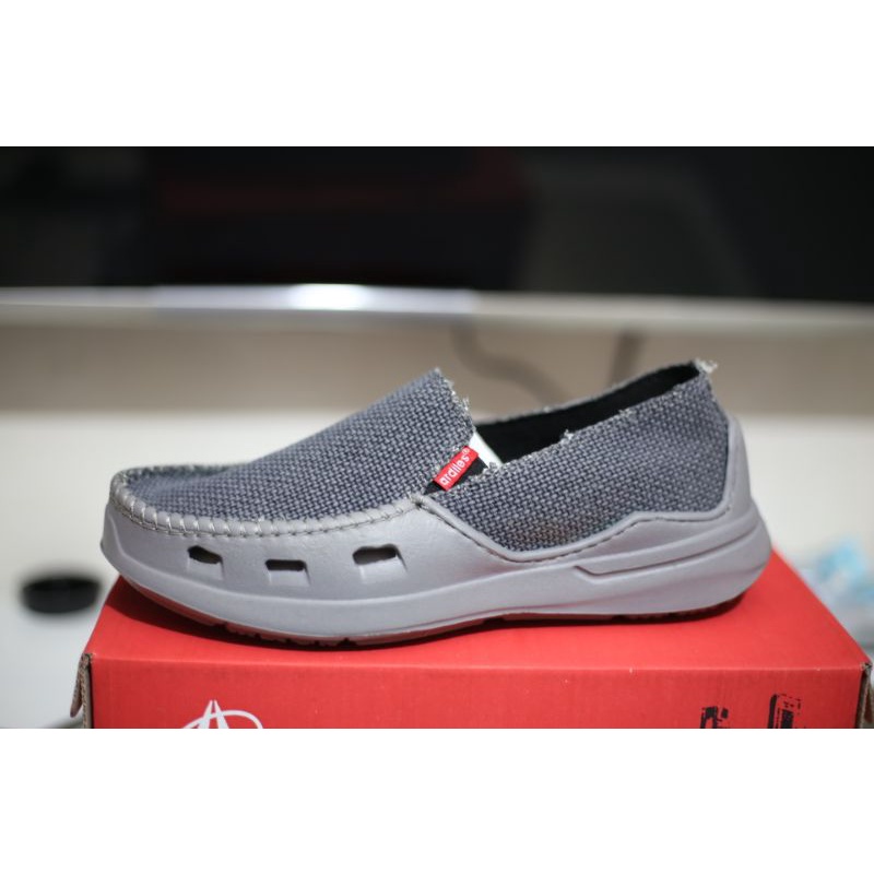 Sepatu slip on pria ardiles original terbaru sepatu slip on pria rajut