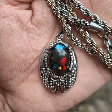 kalung liontin batu kalimaya black opal