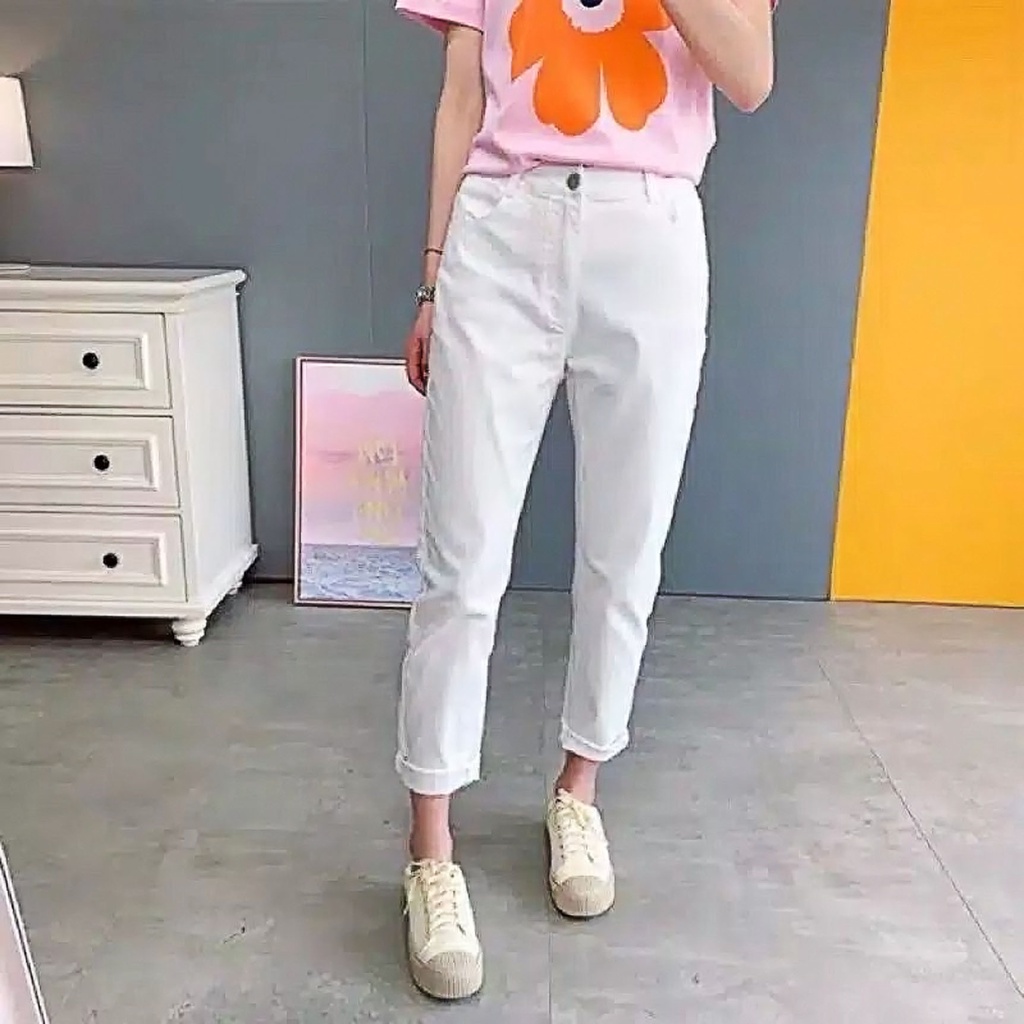 Boyfriend Jeans Putih 27-34 / Boyfriend Jeans Hitam / Boyfriend Jeans Jumbo