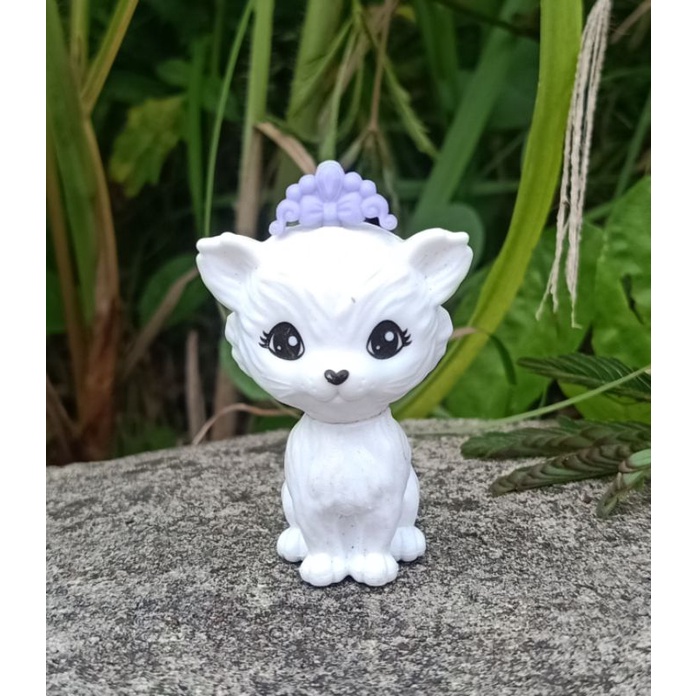 miniatur pet kucing