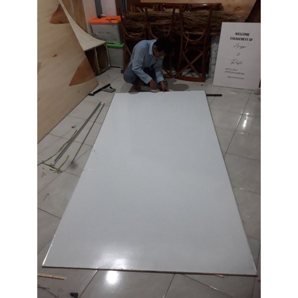 

white board 120x240