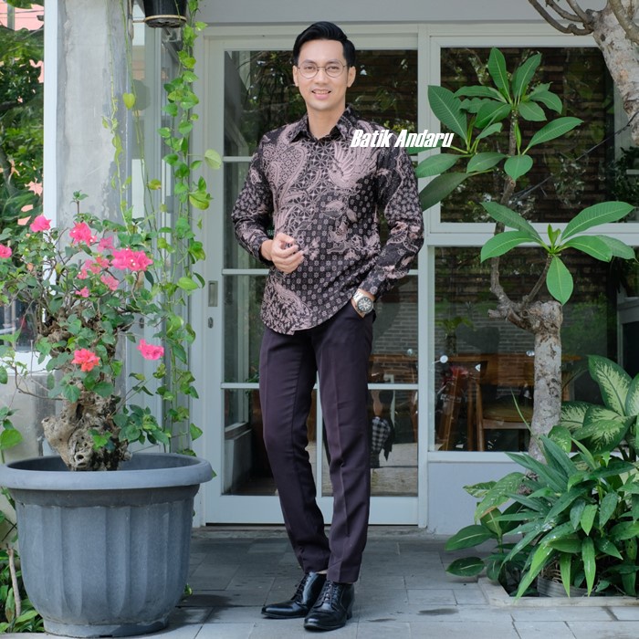 Baju Batik Pria Slim Fit Lengan Panjang Modern Bahan Katun Primisima Kualitas Premium Motif Burung Warna Hitam