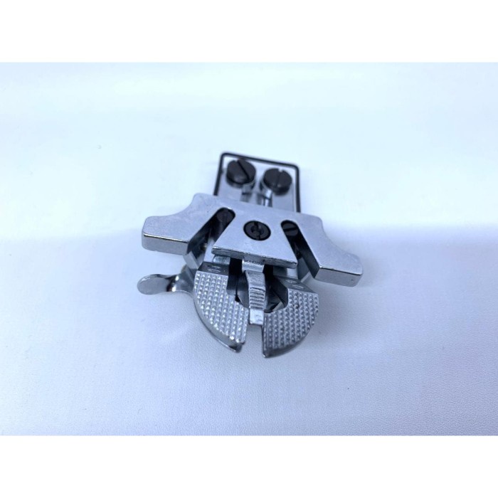 Alat Pasang Kancing Juki 373 Kancing Kemeja