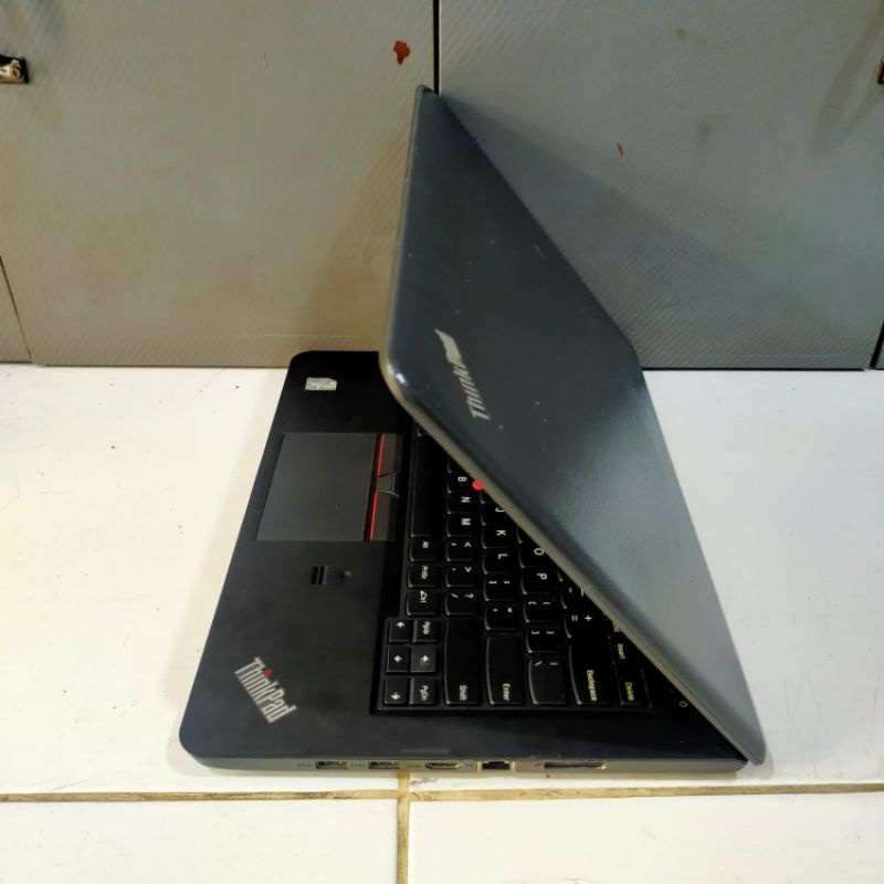 LAPTOP LENOVO THINKPAD E450 COR i7-5500U Ram 8GB/HDD 500GB DOBLEVGA AMD RADEON R7 M260 2GB WITH VRAM