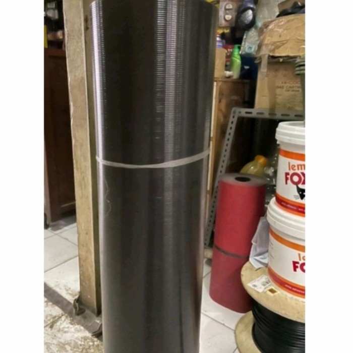 FIBER PENUTUP PAGAR MOTIF GARIS TEBAL 1.2 MM