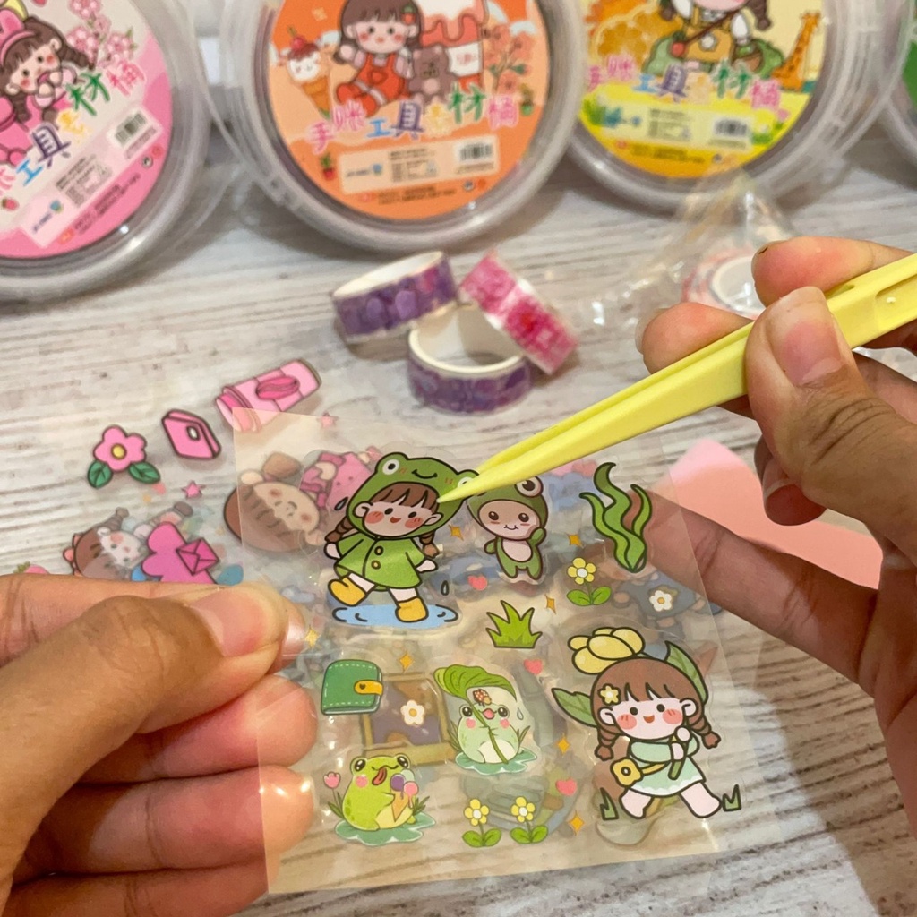 

PAKET BUCKET STICKER MOTIF LITTLE GIRL SUPER MANTAP LENGKAP ISI BANYAK ISI WASHI TAPE STICKER PINSET SPATULA TERLENGKAP HARGA TERJANGKAU KUALITAS TERBAIK BISA COD