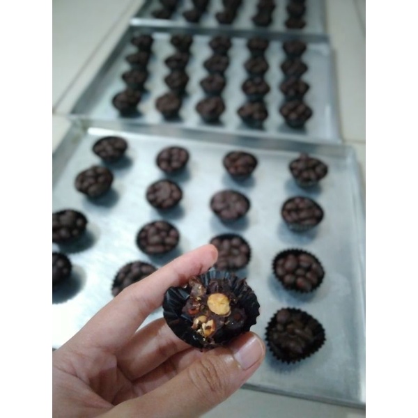 

CHOCO PEANUT / COKLAT KACANG in JAR 500ML