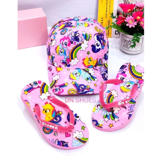Paket Topi Anak Perempuan Sandal Jepit Anak Perempuan Paket Sandal Flat Anak Topi Baseball Anak Lucu Murah Karakter Kuda Poni Rainbow Pink