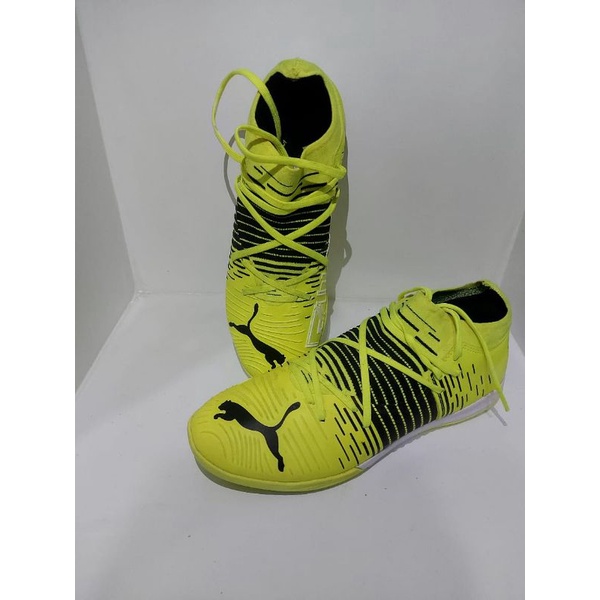 sepatu futsal puma ori seken