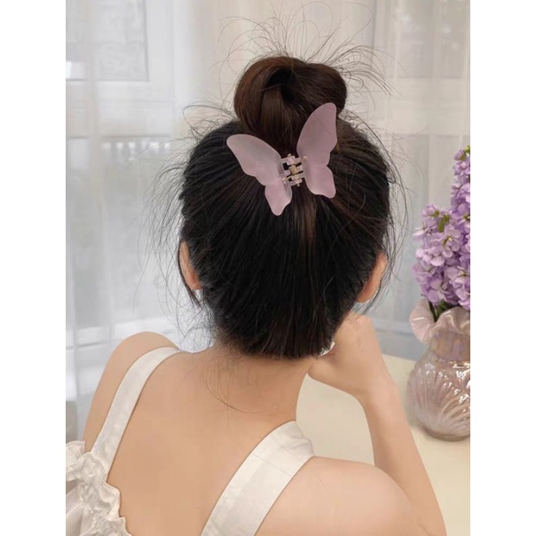 Jepit Kupu Doff Korea Transparan Kristal 6,5cm Jepit Jedai Hairpin Glass Model Butterfly Ukuran Tanggung Hair Claw Clips