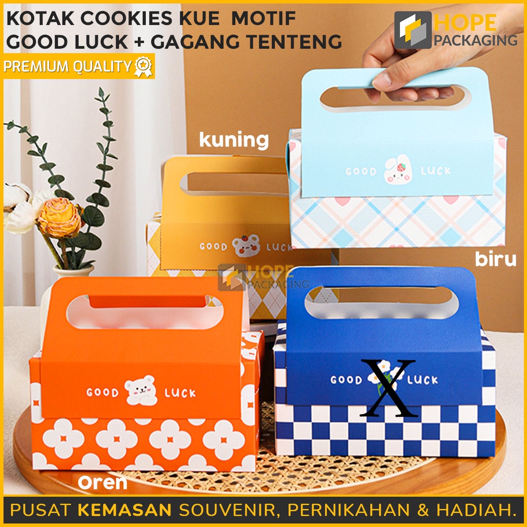 

Kotak Kue imlek valentine Motif Good Luck + Gagang Tenteng / Box Kue Cookies / Box Kue Cake Size : 16.5x 18x 10 cm