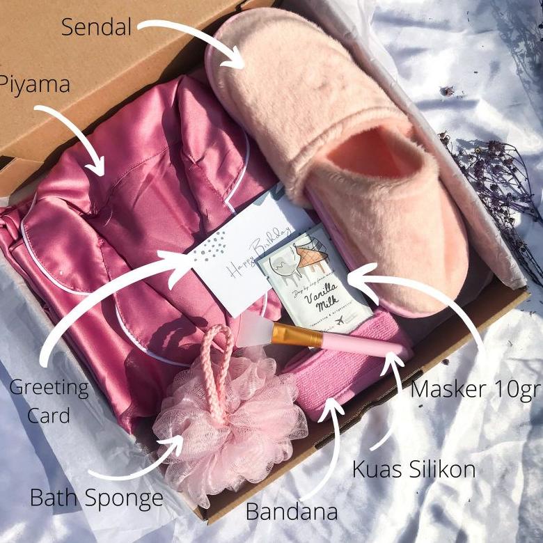 

LARIS G3311 [PIYAMA1] KADO UNTUK WANITA/KADO PACAR/KADO WEDDING/KADO CEWEK/KADO ULANG TAHUN/HADIAH ULANG TAHUN CEWEK/KADO PIYAMA/GIFT BOX CEWEK/HAMPERS CEWEK/KADO PERNIKAHAN hnr