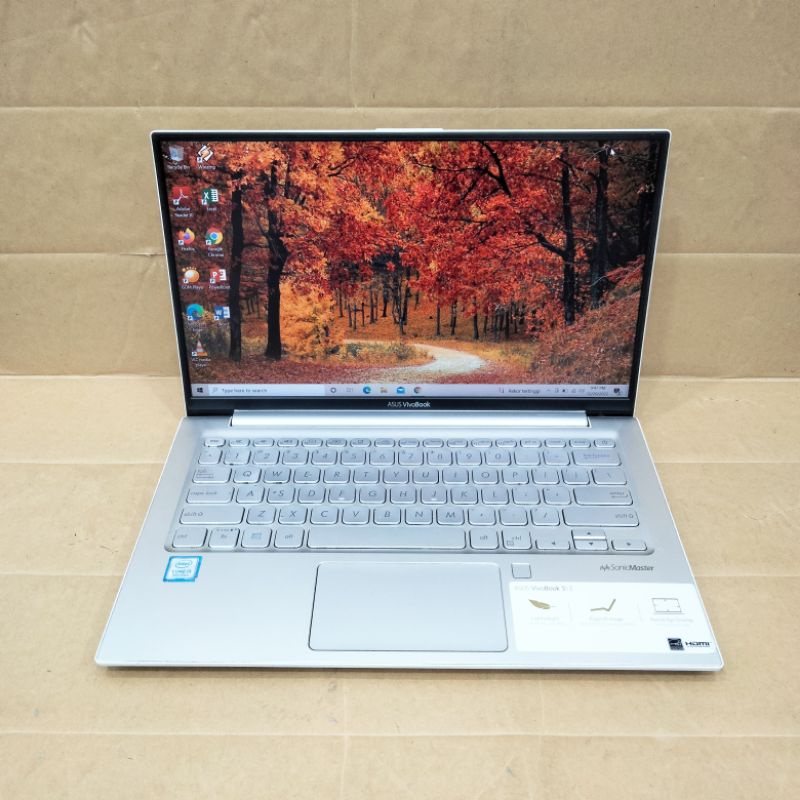 Laptop Asus Vivobook S330FA Intel core i3-8145U RAM 4 GB SSD 256GB