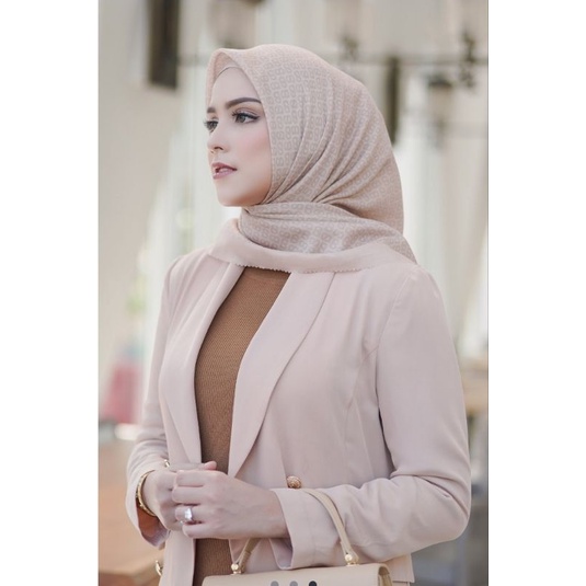 New Tapis Butter Buttonscarves