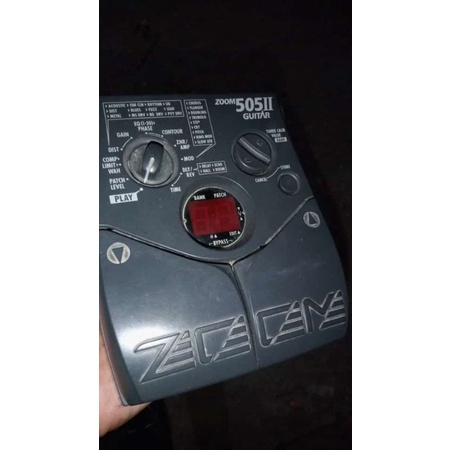 Efek gitar zoom 505 II