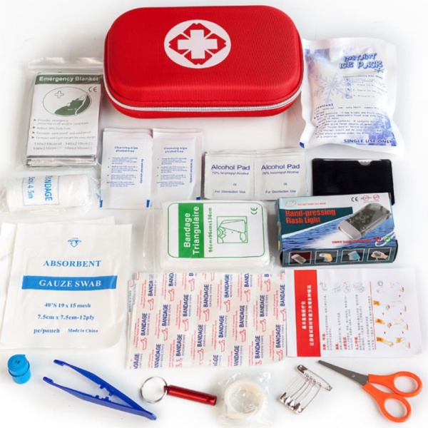 

Unik Tas P3K First Aid Kit 18 in 1 - B33158 - Red Murah