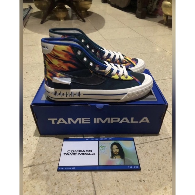 Compass x Tame impala spectrum 02