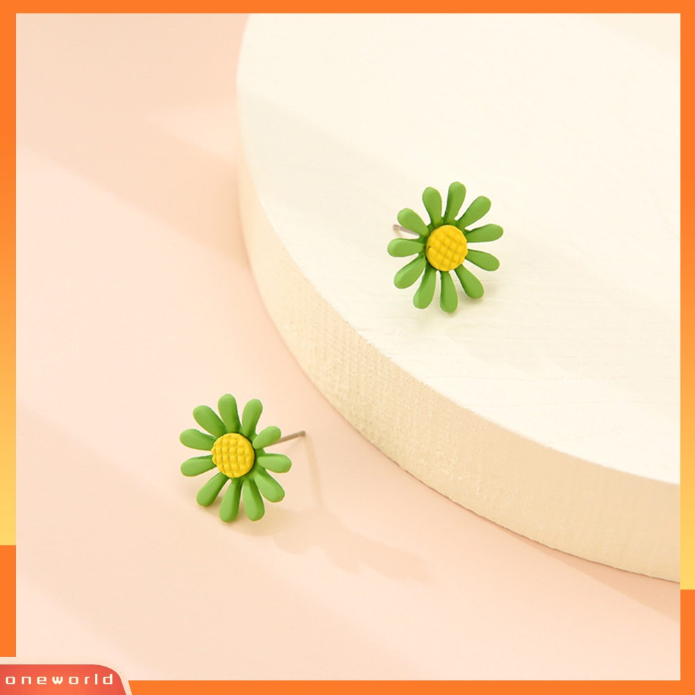 [WONE] Elegan Wanita Kecil Resin Marguerite Ear Stud Earrings Tindik Perhiasan Hadiah