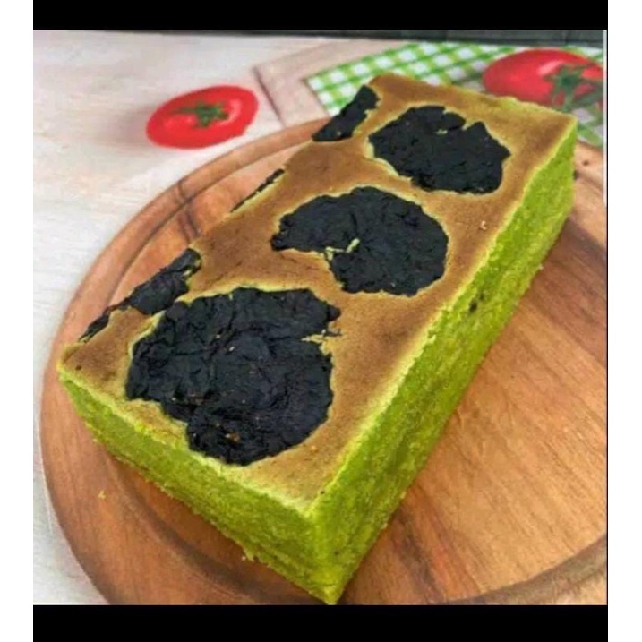 

lapis legit pandan prunes ukrn 20x20cm