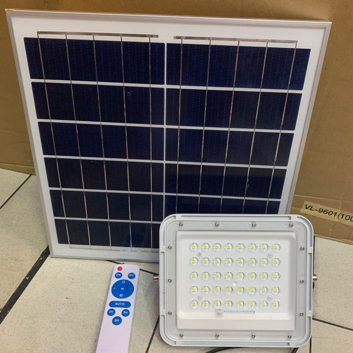 Lampu Sorot Tembak Solar Panel Tenaga Surya 60W 60 Watt