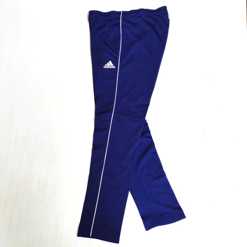 Celana training Adidas trackpants size 30-32 Celana Training Pria