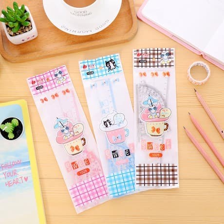 

Set penggaris plastik 4in1