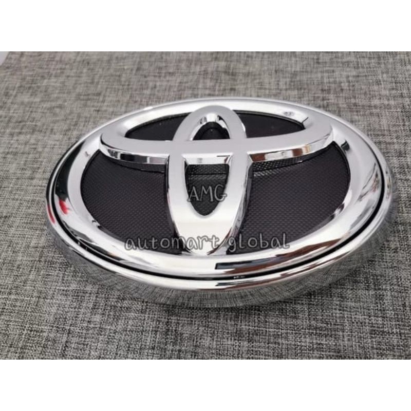 logo emblem depan fortuner vrz original