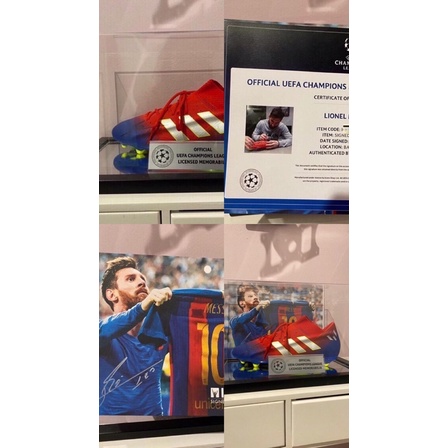 Lionel Messi Signed Boots | Lionel Messi Signed Photo | FC Barcelona | UEFA Champions League | Licen