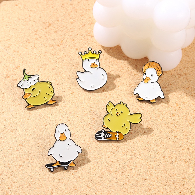 Pin Enamel Hewan Indah Custom Nakal Skate Angsa Bebek Ayam Bros Tas Kerah Pin