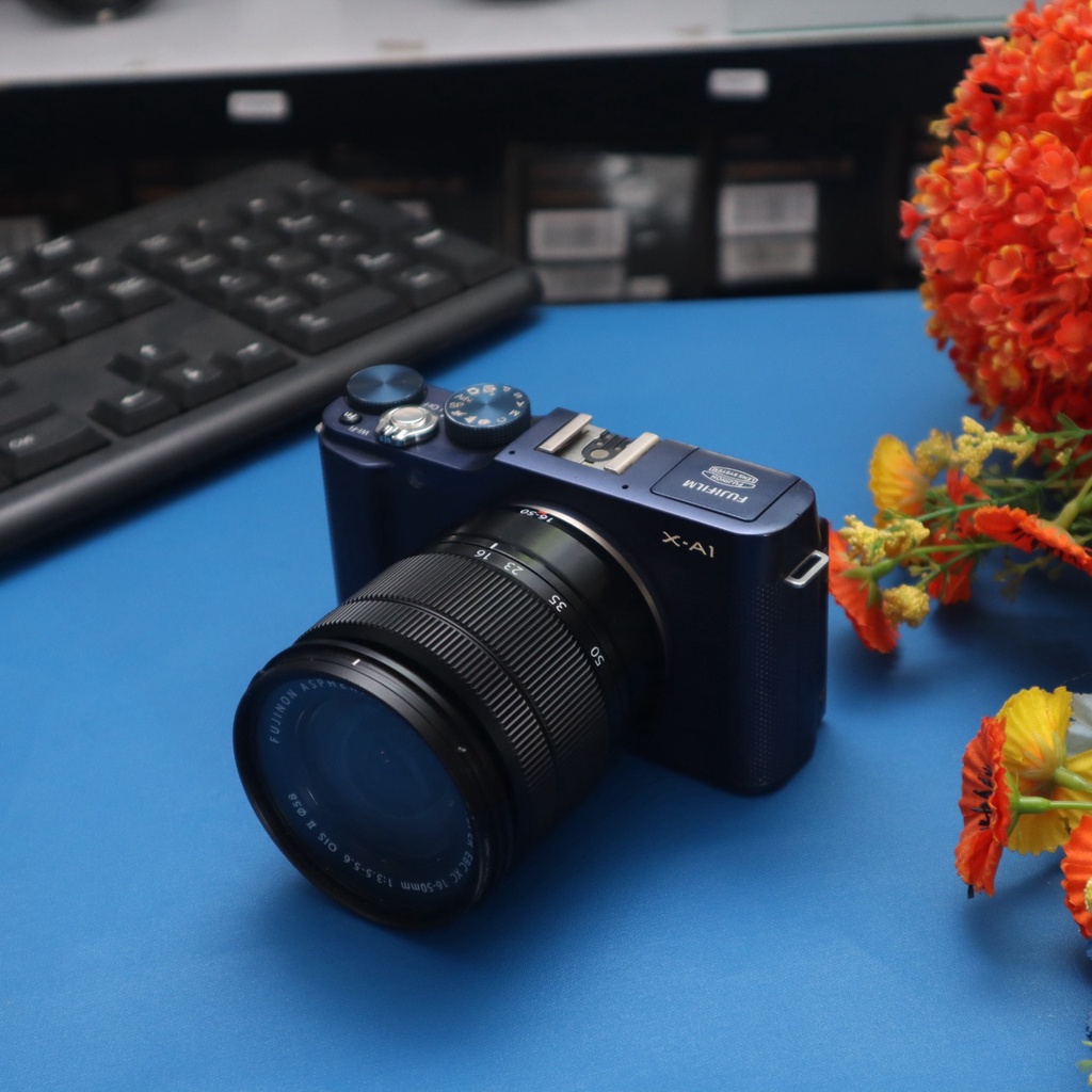 FUJIFILM XA1 Lensa 16-50mm Kamera Mirrorless
