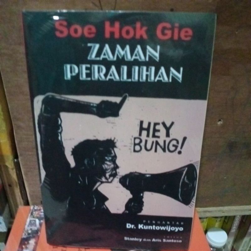 BUKU ZAMAN PERALIHAN BY SOE HOK GIE