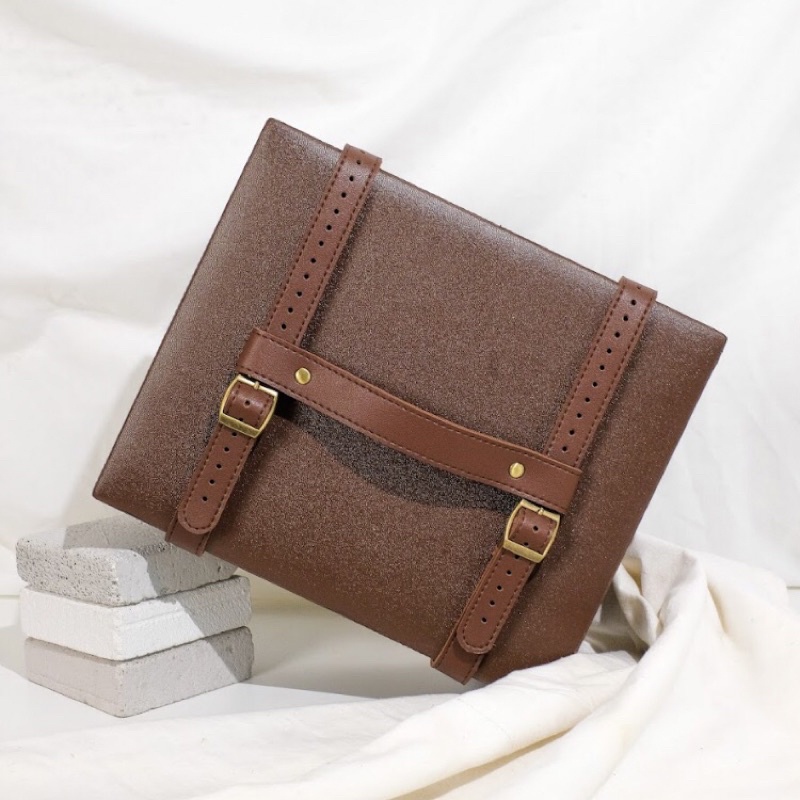 

ZAV - Leather Hard Box Kotak Kado Kotak Exclusive Premium