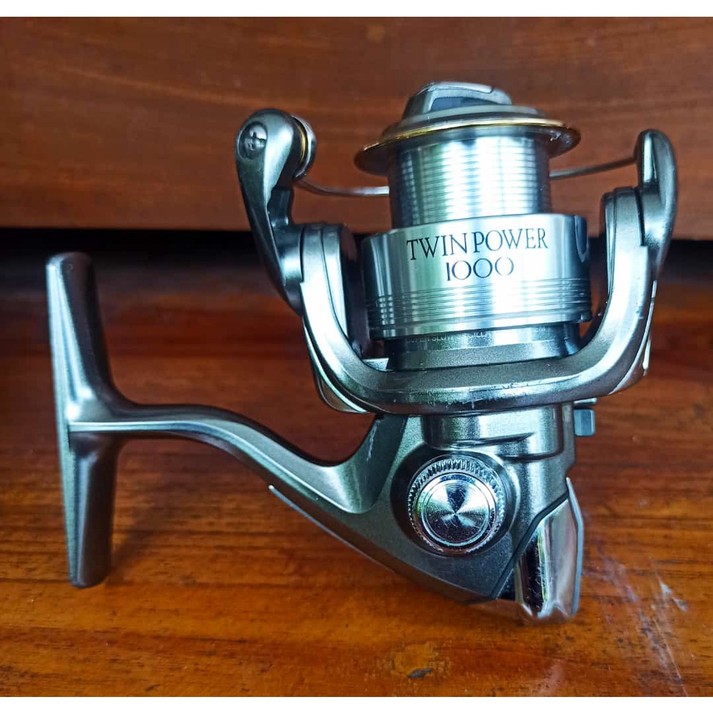 Reel Pancing Shimano Twin Power 1000 Jepang